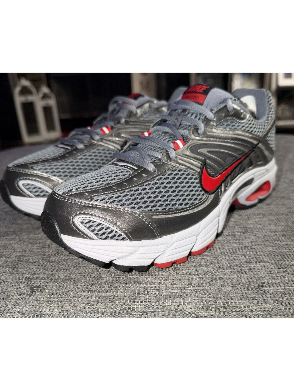 Nike Air Max Moto 2K Men’s 9 Smoke Grey/University Red IO9279-005 New In Box